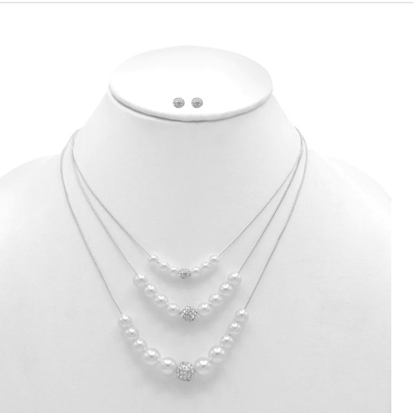 Silver and White Pearl Crystal Necklace and Earrings Set - Picture 1 of 2